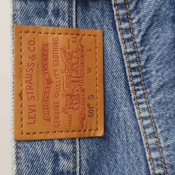 LEVI'S 501 Riveted Distressed Skinny Filiforme Jeans - Picture 7 of 14